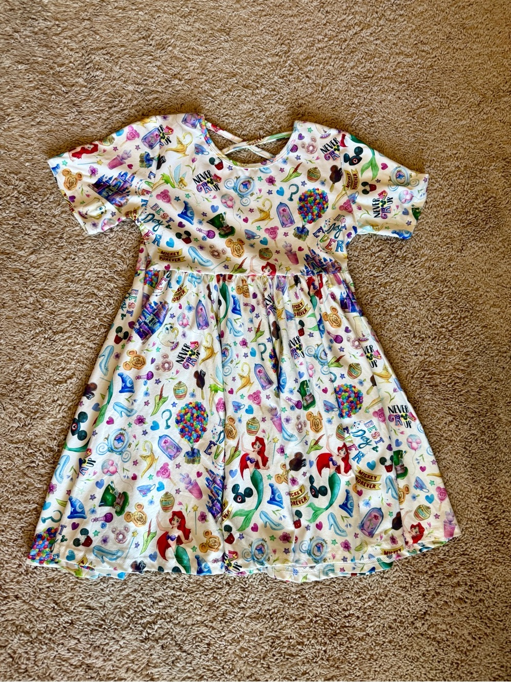 Girls' White Multicolor Princess Print Dress size 8/9